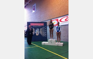 Podium Claire